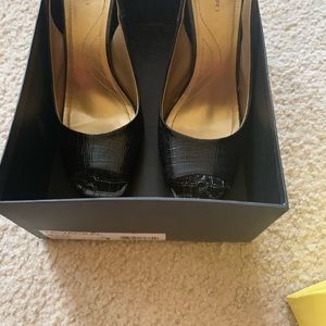 Tahari Espresso TA-JACKAL Sandals